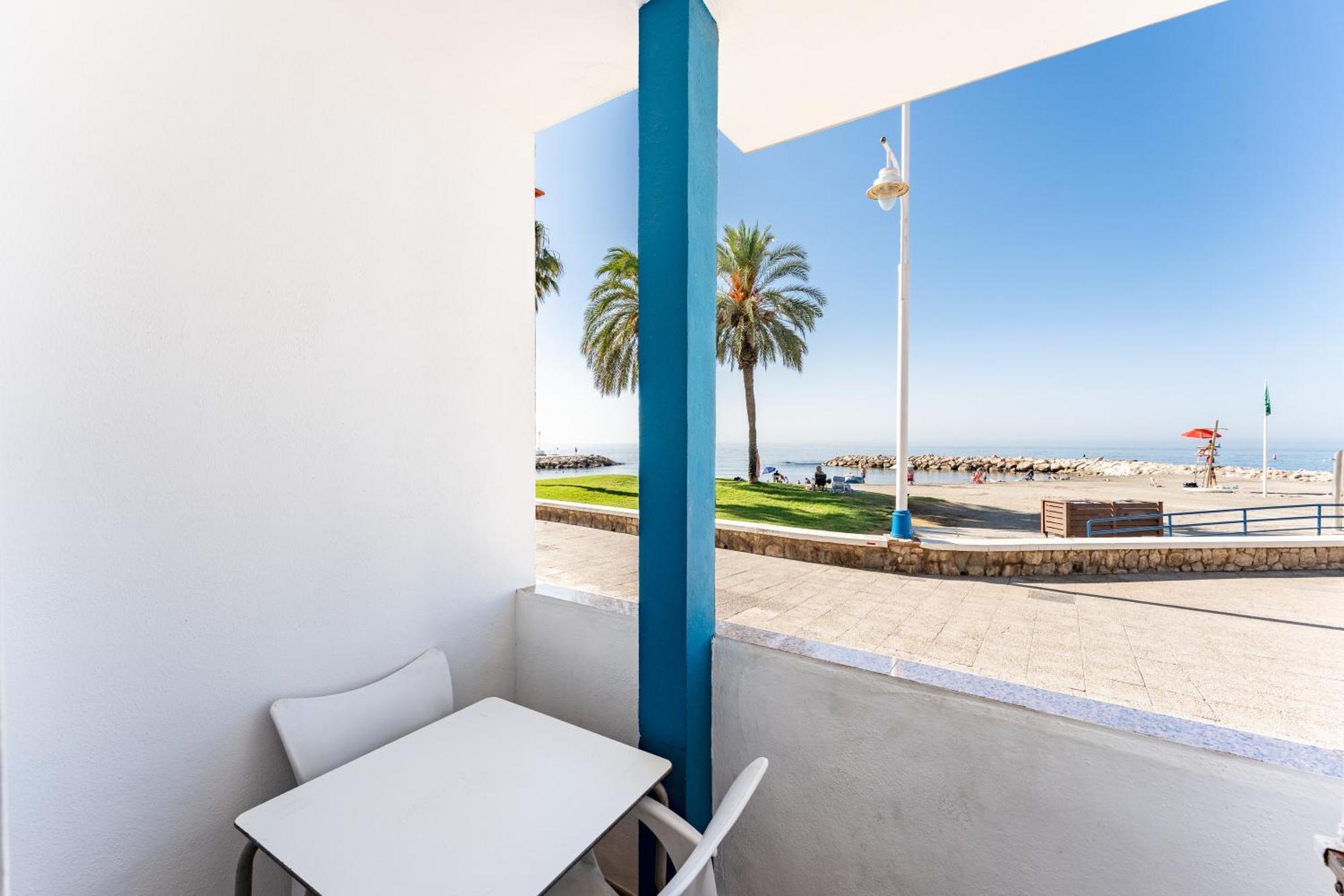 Ferienwohnung A La Orilla Del Mar, Pedregalejo Rincón de la Victoria Exterior foto